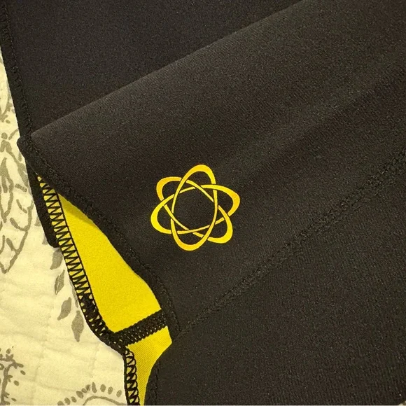 Zaggora | Thermo Fit Hot Yoga/ Workout Slimwear Crop Pants Neoprene- slimming - Picture 5 of 6